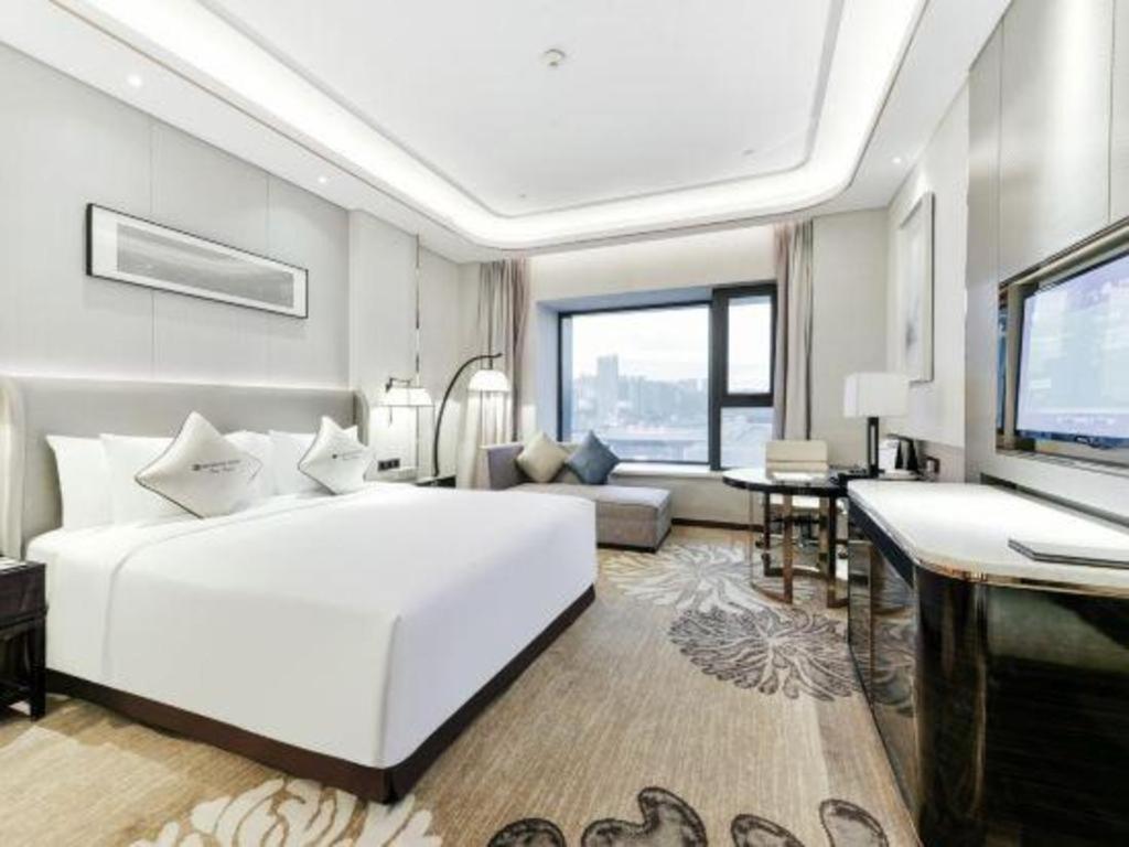 Wyndham Grand Plaza Royale Huayu Chongqing Hotel Екстериор снимка