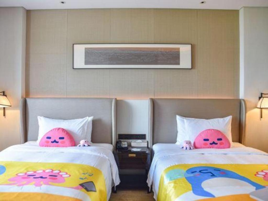 Wyndham Grand Plaza Royale Huayu Chongqing Hotel Екстериор снимка
