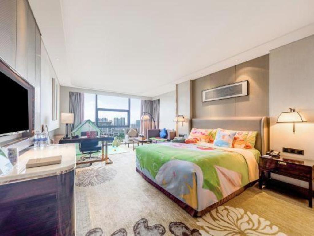 Wyndham Grand Plaza Royale Huayu Chongqing Hotel Екстериор снимка